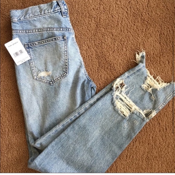 FP chewed up straight leg jeans “WE THE FREE” - Picture 5 of 6